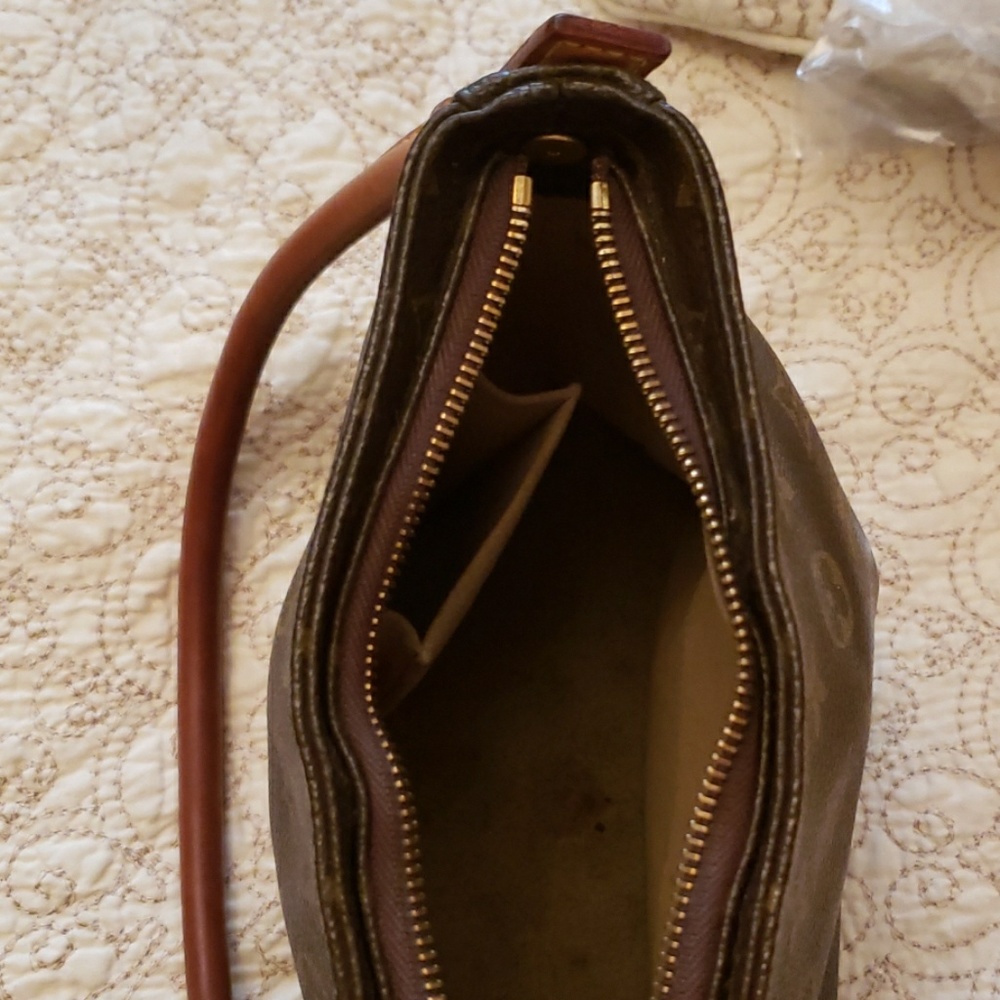 Bag - Picture 6 of 8